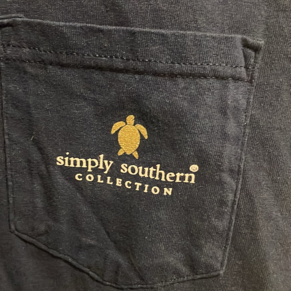 Simply Southern Short Sleeve Pocket Tee - Picture 2 of 4